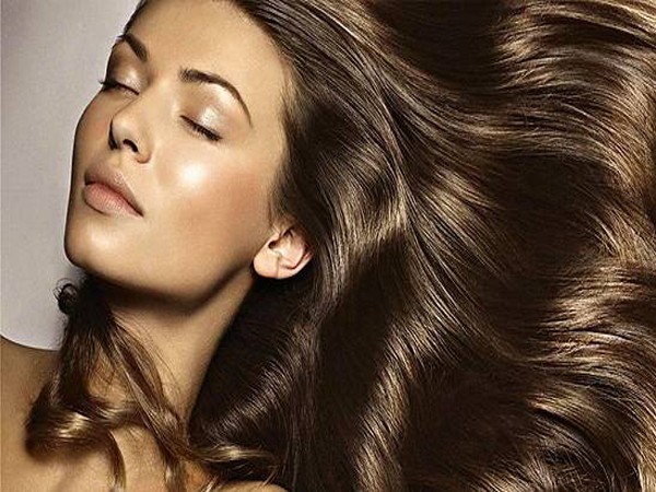 Những cách "hack" để có mái tóc bóng khỏe như đi salon mỗi ngày