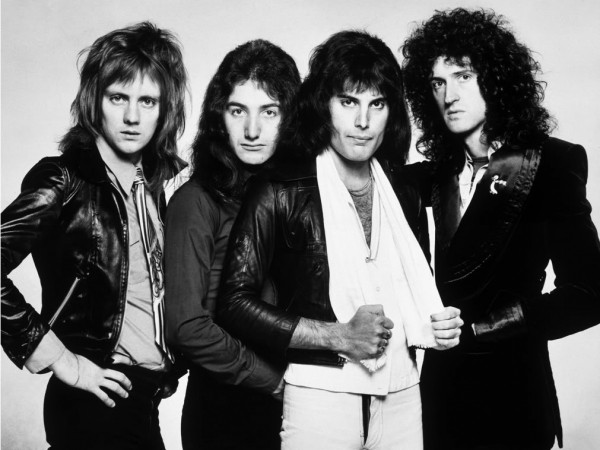 Queen: Từ những chàng trai vô danh mê Rock đến ban nhạc huyền thoại nhất mọi thời đại