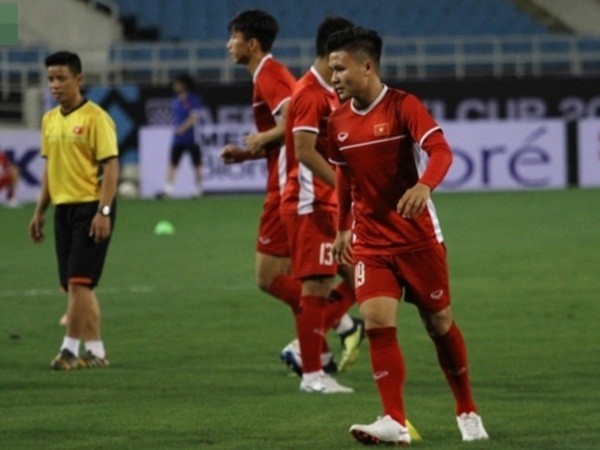 Áp lực trước "giờ G" - Tiền vệ Quang Hải: "Trước khán giả nhà, Việt Nam buộc phải thắng Malaysia"