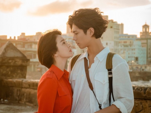 Song Joong Ki nói gì khi vợ Song Hye Kyo đóng phim với “em trai” Park Bo Gum?