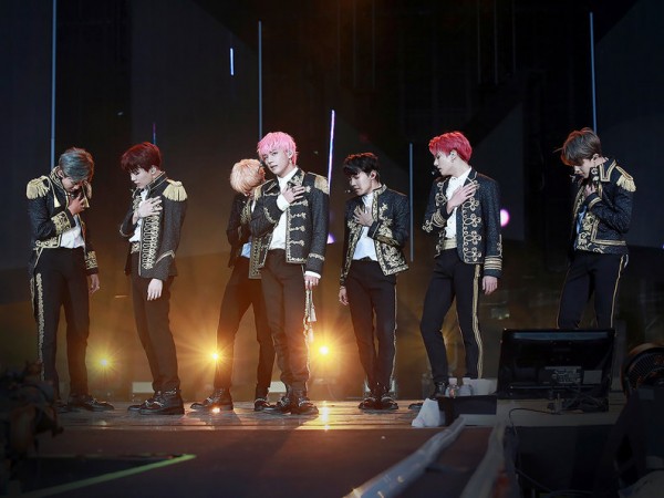 Mang concert Love Yourself đến Mỹ, BTS cán mốc doanh thu kỷ lục gần 1000 tỷ đồng 