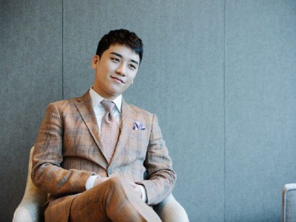 Lý do khiến Seungri trở thành doanh nhân giàu có, là vì quá thua kém đàn anh