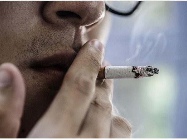 Không chỉ phổi, dạ dày là nơi “hứng chịu” tổn thương mạnh do thuốc lá