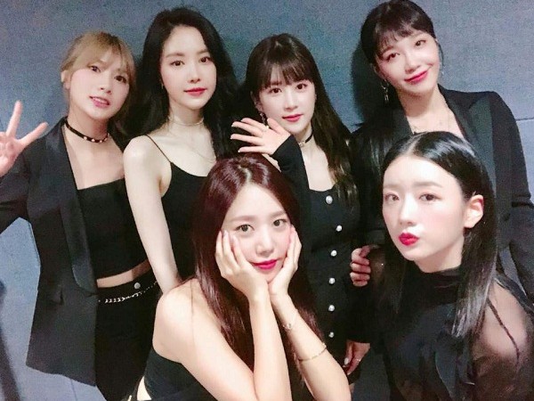 APink sẽ là cái tên mở màn sàn đấu K-Pop trong năm 2019?