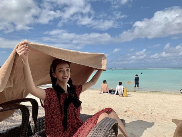 Lại thêm một idol siêu gầy khiến khán giả đề nghị cần tăng cân luôn và ngay