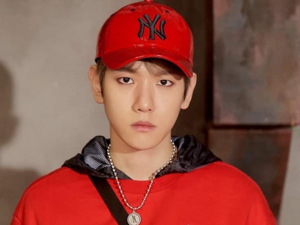 Có nam sinh nào bá đạo như Baekhyun, bán số điện thoại của mình để gây quỹ