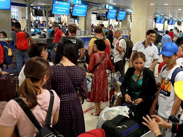 Sân bay Tân Sơn Nhất: Chuyện 3 vali bị hỏng, vỡ của cựu Đại sứ Việt Nam và lời giải thích
