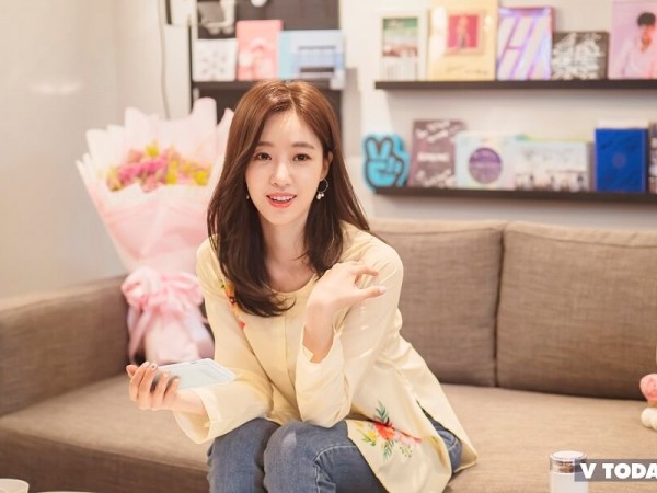 Eun Jung (T-Ara) cũng có lúc hậu đậu nhưng vẫn vô cùng đáng yêu khi ở Việt Nam