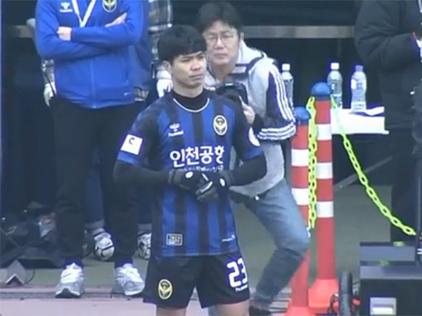 Trang chủ K-League tiếp tục tê liệt ngày Công Phượng ra sân