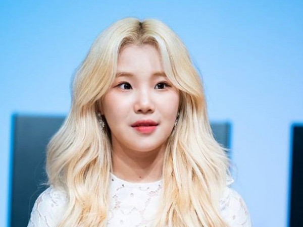 Nghỉ học để trở thành idol, giờ đây JooE (Momoland) lại ao ước được đến trường