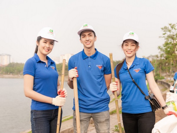 Hoa hậu Ngọc Hân rủ Phương Nga - Bình An cùng tham gia “thử thách dọn rác”
