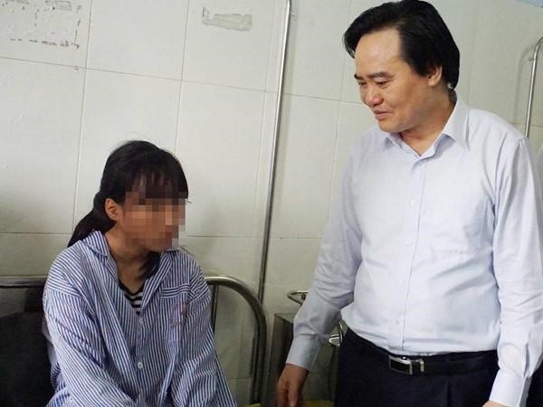 Nữ sinh tham gia đánh bạn ở Hưng Yên bị dọa giết