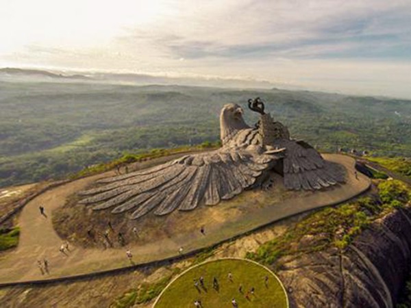Tác phẩm điêu khắc chim lớn nhất thế giới đã được hoàn thành sau 10 năm 