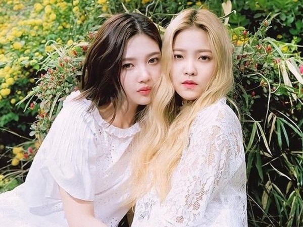 Vui chưa kìa, Joy và Yeri của Red Velvet được ra ở riêng trên Instagram