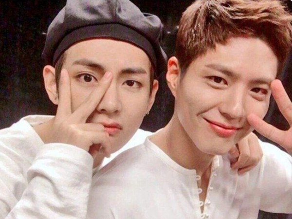 Là bạn chí cốt của V (BTS), nhưng Park Bo Gum lại là fan đích thực của Jungkook