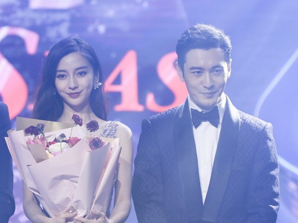 Sau tất cả, Huỳnh Hiểu Minh - Angela Baby đã xuất hiện bên nhau đầy ngọt ngào 
