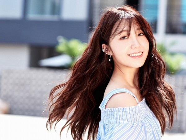 Bất ngờ với lý do khiến Eunji (APink) lo lắng khi biết tin Black Pink debut