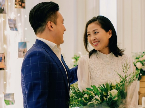 Những bí mật đằng sau buổi cầu hôn lãng mạn của MC Hà Trinh và bạn trai Việt kiều