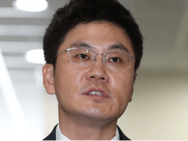 YG sẽ "thay máu" toàn bộ khi CEO Yang Min Suk tiếp bước anh trai từ chức?