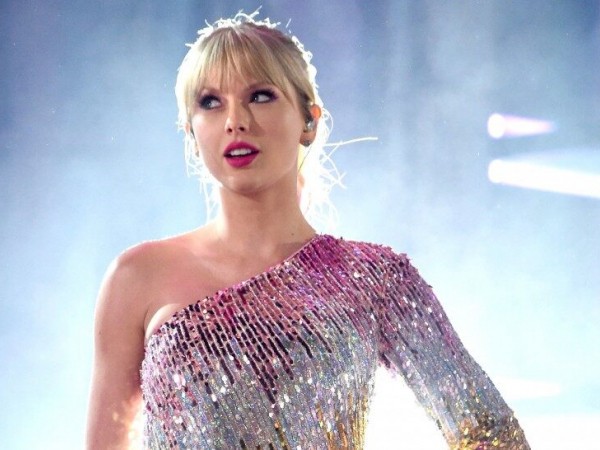 Mọi người đã bình tĩnh chưa? Taylor Swift “nhá hàng” MV mới với sự góp mặt “cả Hollywood”