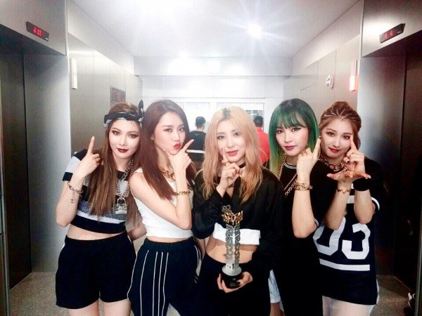 Kỷ niệm 10 năm debut mà ngó lơ người quan trọng nhất, 4minute chơi gì kỳ vậy?