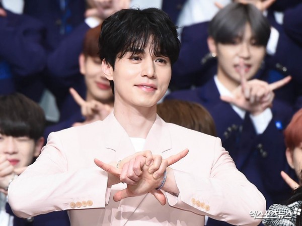 Một lần nữa, Lee Dong Wook lại khiến khán giả của “Produce X 101” cảm động muốn khóc