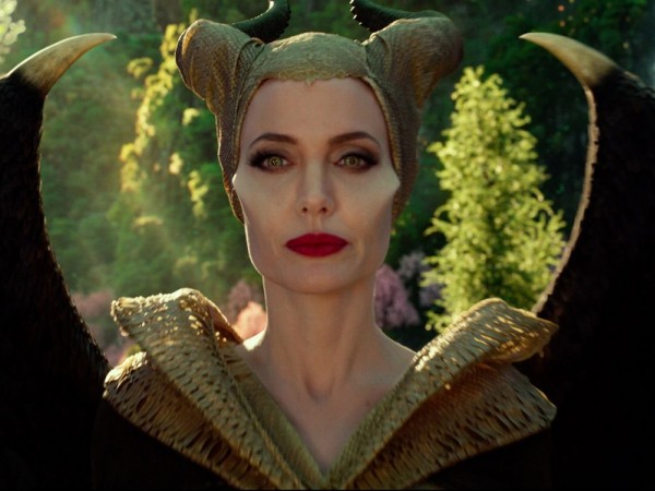 Trailer “Mulan” chưa kịp hạ nhiệt, Disney lại gây trầm trồ với “Maleficent: Mistress of Evil”