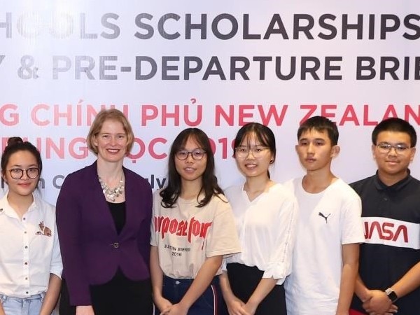 Profile “cực phẩm” của 3 bạn trẻ giành được học bổng danh giá từ Chính phủ New Zealand 