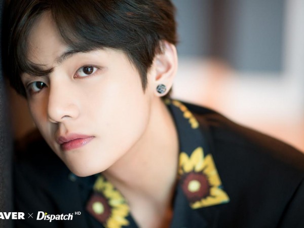 Cộng đồng ARMY xôn xao khi biết tin V (BTS) đang mắc bệnh dị ứng ngoài da
