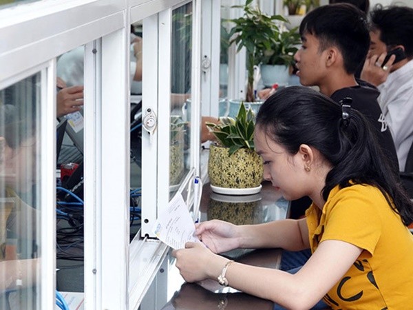 Lấy điểm sàn dưới 14, trường ĐH phải giải trình