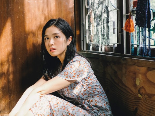 Suni Hạ Linh ra MV chủ đề "friendzone", hợp tác với đạo diễn từng thực hiện MV cho BTS