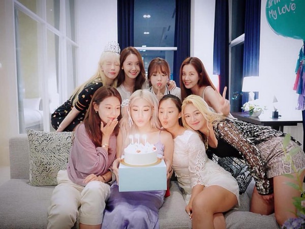 Fan K-Pop tìm thấy manh mối cho thấy Jessica rất có thể đã đoàn tụ với SNSD