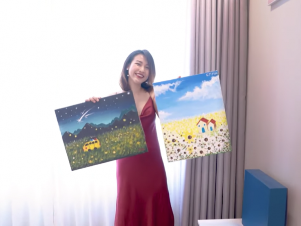 Thăm nhà và nghe 50 điều về Hoàng Oanh cùng Vlog đầu tiên của cô nàng