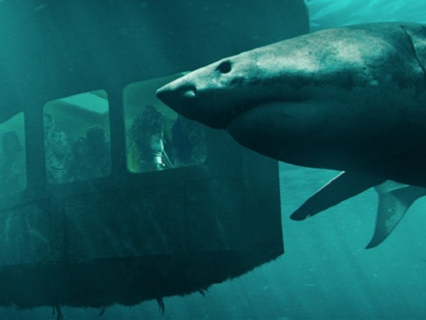 Bầy cá mập khổng lồ dưới đáy biển sắp trở lại với “Hung Thần Đại Dương: Thảm Sát”
