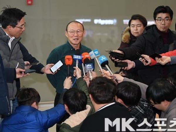 HLV Park Hang Seo chia sẻ với báo Hàn Quốc về kế hoạch đấu Thái Lan