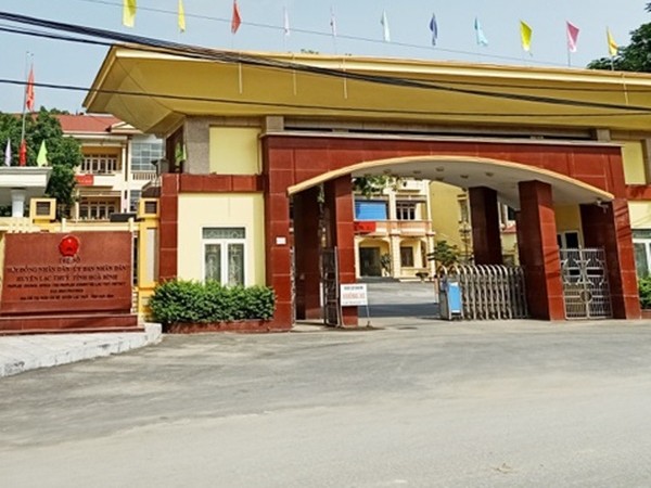 Khiển trách 9 đảng viên “nói tránh” để con được nâng điểm thi ở Hòa Bình