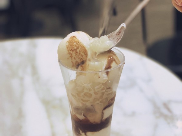 Sữa chua trân châu Hạ Long có gì ngon lạ mà đang hot rần rần?