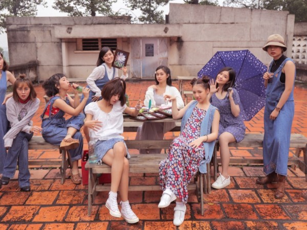 MV AMEE, ViruSs và dàn cameo "triệu view" lên sóng khiến fan "đổ đứ đừ"