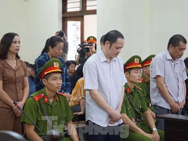 Chủ mưu nâng điểm cho 106 thí sinh Hà Giang bị tuyên 8 năm tù