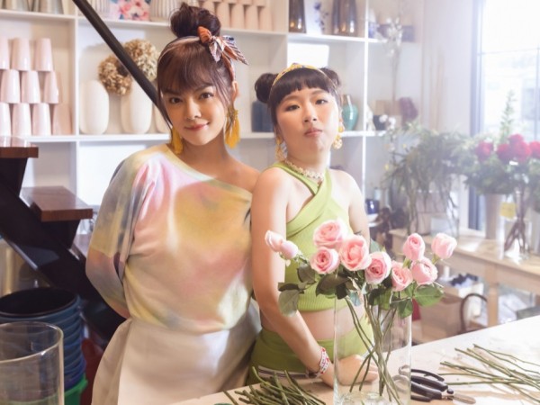 Mời Trang Hý đóng cùng MV, Phạm Quỳnh Anh sẽ kể chuyện tình "siêu cấp hài hước"?