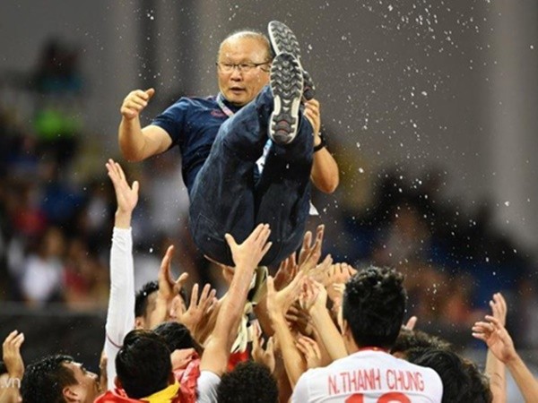 BLV Fox Sports: "Cả châu Á biết tiềm năng của bóng đá Việt Nam"