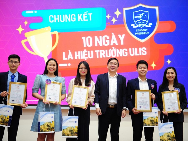 Sinh viên ĐH Ngoại ngữ - ĐHQG Hà Nội tranh tài để làm... hiệu trưởng