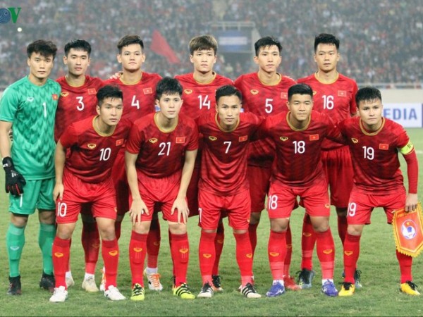 Giải mã sức mạnh của đội tuyển bóng đá Việt Nam qua các cung Hoàng Đạo