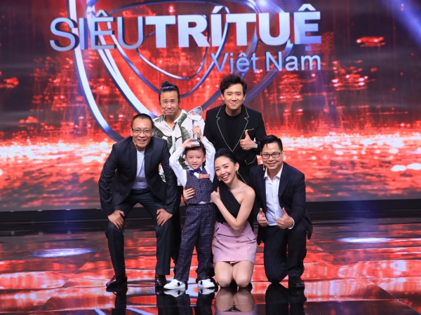 Chương trình "Siêu Trí Tuệ Việt Nam" được vinh danh là "TV-Show của năm" 