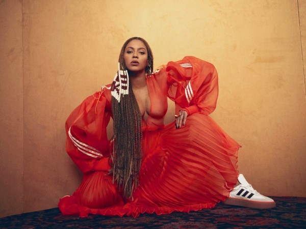 "Ong chúa" Beyoncé sẽ cho ra mắt loạt sản phẩm thời trang riêng mang phong cách unisex