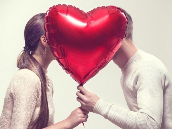 Nhân dịp Valentine hãy tìm hiểu tình cảm hai bạn dành cho nhau sâu sắc đến mức nào?