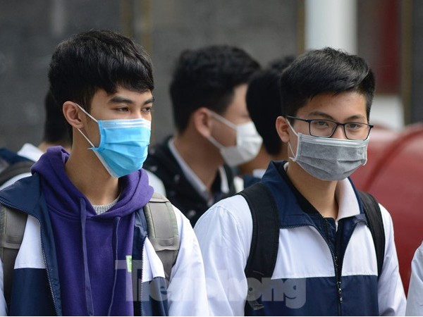 Teen 2002 không than, nhất trí với thầy cô: Không hoang mang khi dời kỳ thi THPT Quốc gia