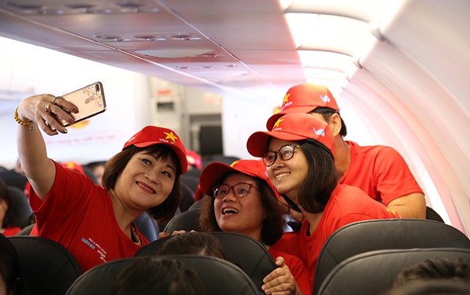 Cùng trải nguyện trên chuyến bay “Tôi yêu Tổ quốc tôi”